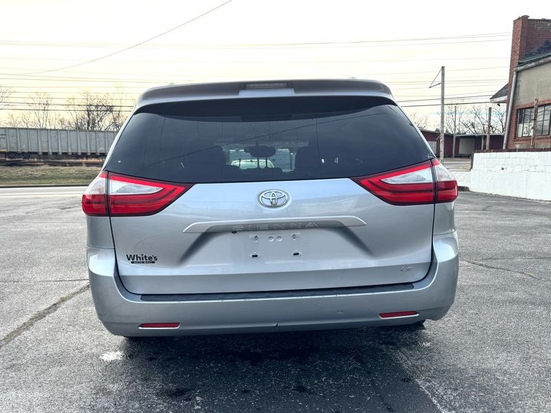 Toyota Sienna LE FWD 8-Passenger V6 2015