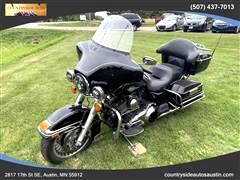 2010 Harley-Davidson FLHTC 