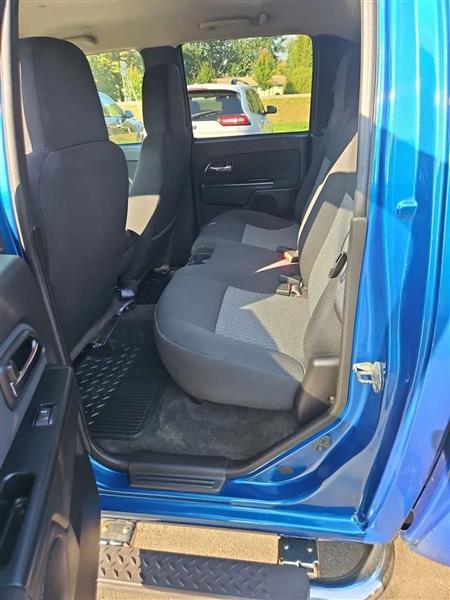 Chevrolet Colorado 2LT Crew Cab 4WD 2011 Chevrolet Colorado 2LT Crew Cab 4WD 2011