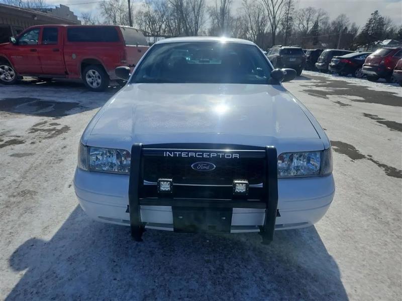 Ford Crown Victoria Police Interceptor 2011