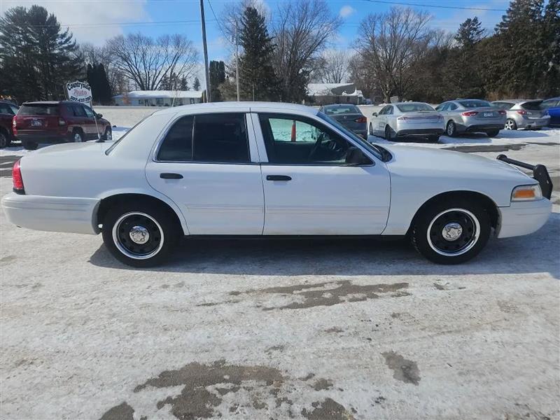 Ford Crown Victoria Police Interceptor 2011