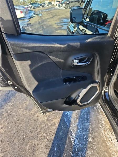 Jeep Renegade Latitude 4WD 2016