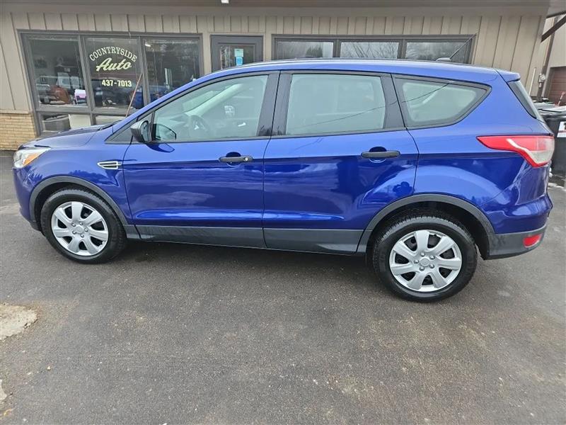 Ford Escape S FWD 2014