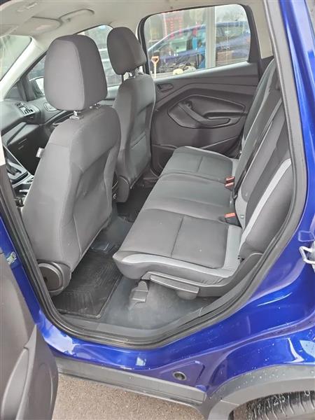 Ford Escape S FWD 2014
