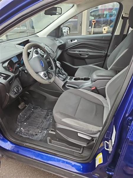 Ford Escape S FWD 2014