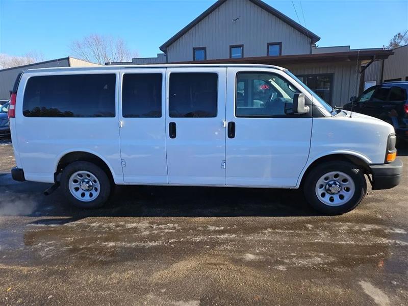Chevrolet Express 1500 LS 2011