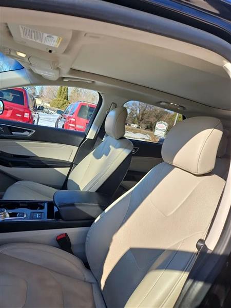 Ford Edge Titanium AWD 2019