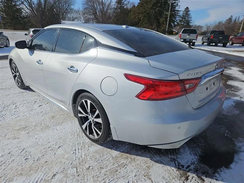 Nissan Maxima 3.5 SV 2016