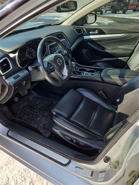 Nissan Maxima 3.5 SV 2016