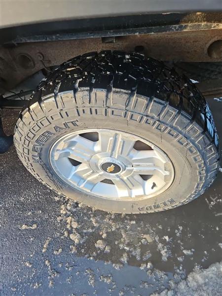 Chevrolet Silverado 1500 LT Crew Cab 4WD 2011