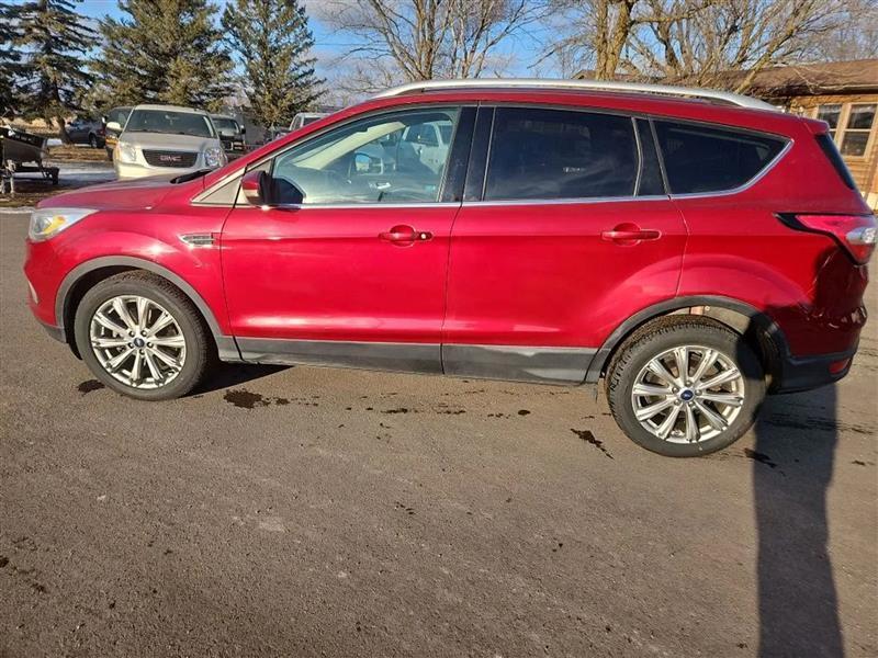 Ford Escape Titanium 4WD 2017