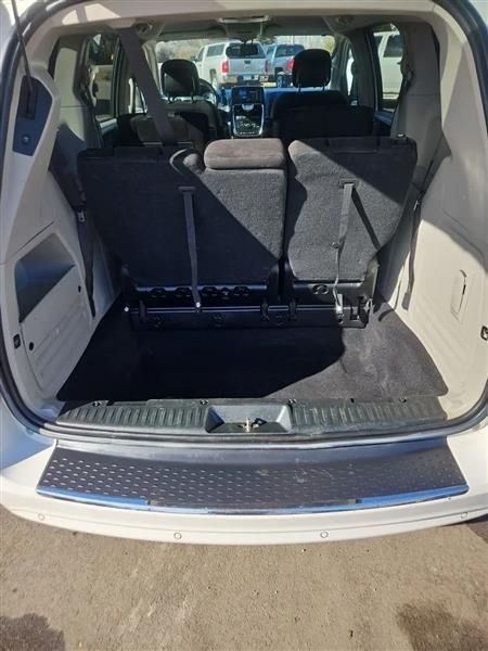 Chrysler Town & Country Touring 2012