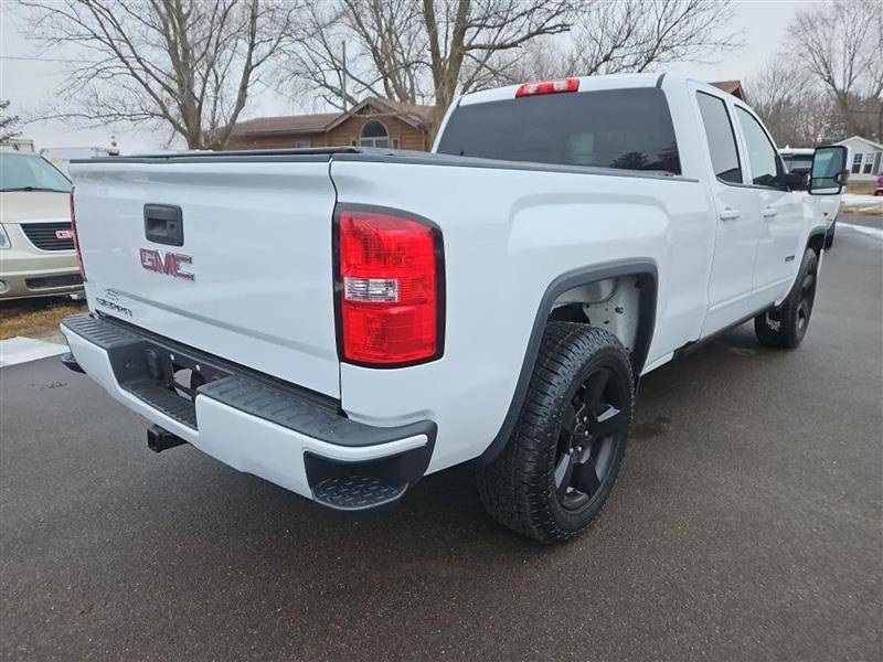 GMC Sierra 1500 Base Double Cab 4WD 2017