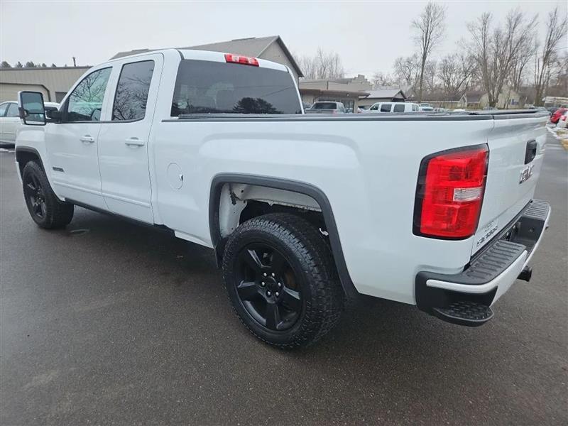 GMC Sierra 1500 Base Double Cab 4WD 2017