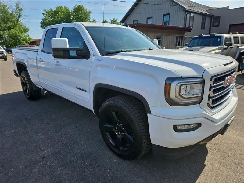 GMC Sierra 1500 Base Double Cab 4WD 2017