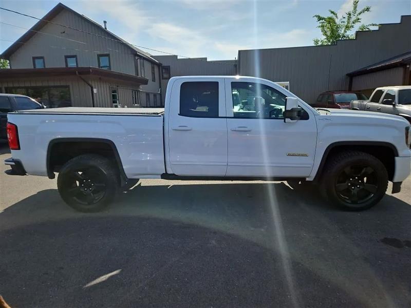 GMC Sierra 1500 Base Double Cab 4WD 2017