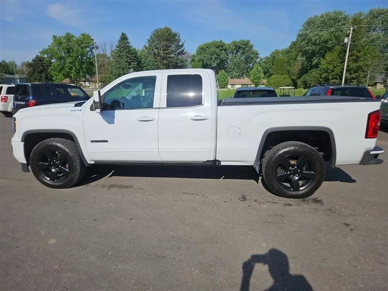 GMC Sierra 1500 Base Double Cab 4WD 2017