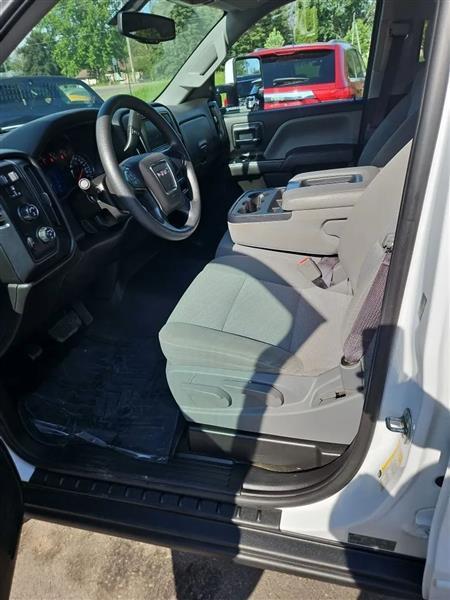 GMC Sierra 1500 Base Double Cab 4WD 2017