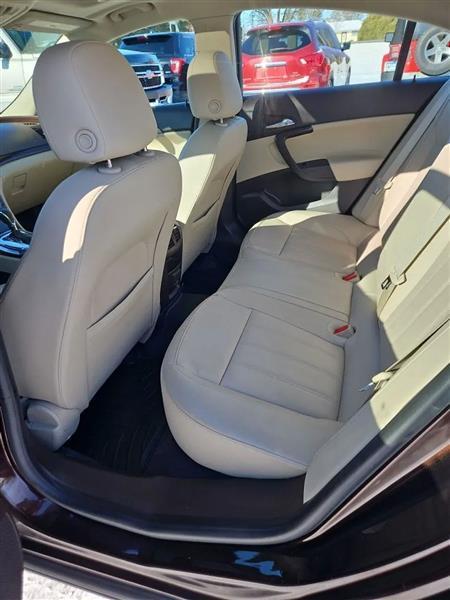 Buick Regal CXL - 4XL 2011