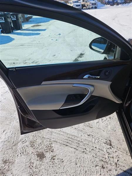 Buick Regal CXL - 4XL 2011