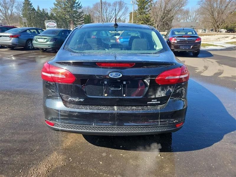 Ford Focus SE Sedan 2015