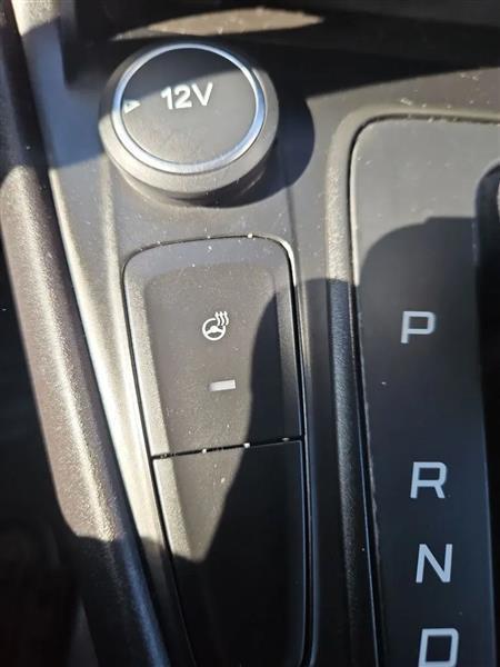 Ford Focus SE Sedan 2015