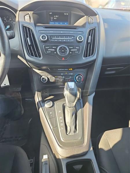 Ford Focus SE Sedan 2015