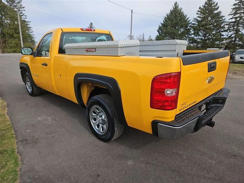 Chevrolet Silverado 1500 Work Truck Std. Box 2WD 2008