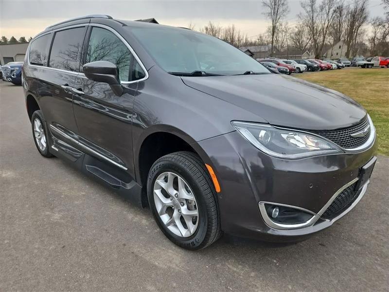 Chrysler Pacifica Touring-L Plus 2018
