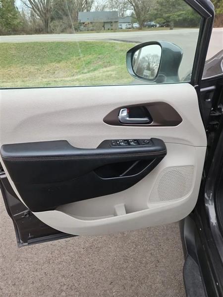 Chrysler Pacifica Touring-L Plus 2018