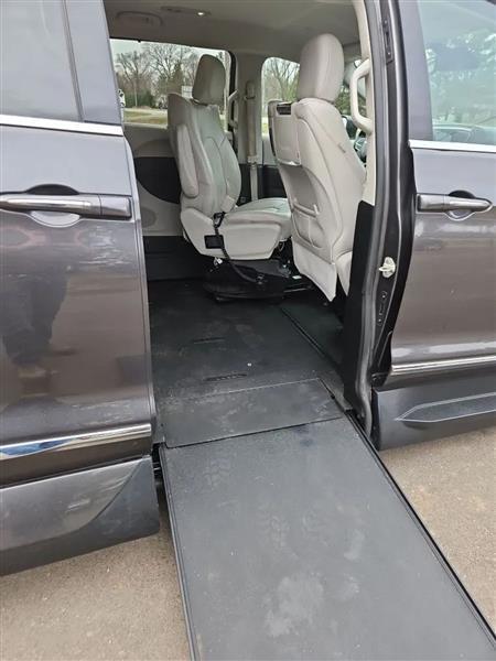 Chrysler Pacifica Touring-L Plus 2018