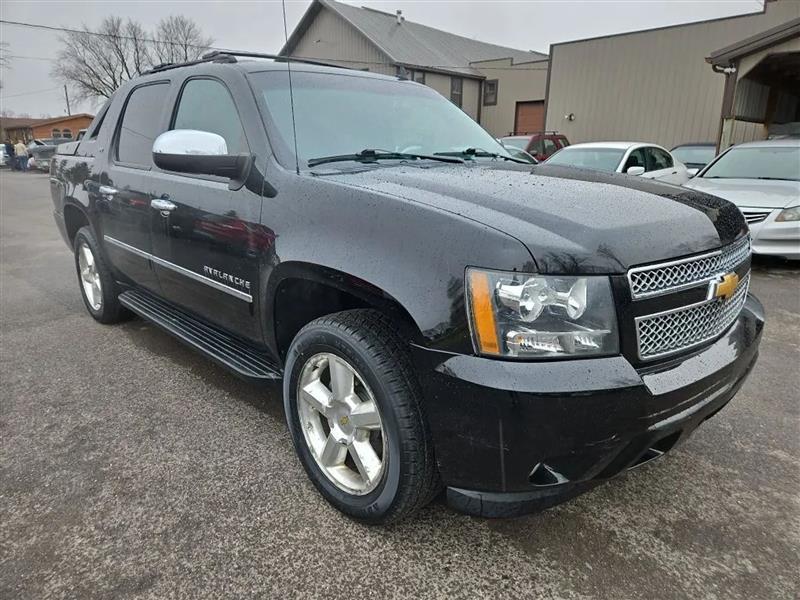 Chevrolet Avalanche LTZ 4WD 2012