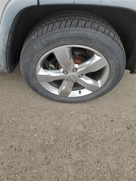 Jeep Grand Cherokee Overland 4WD 2011