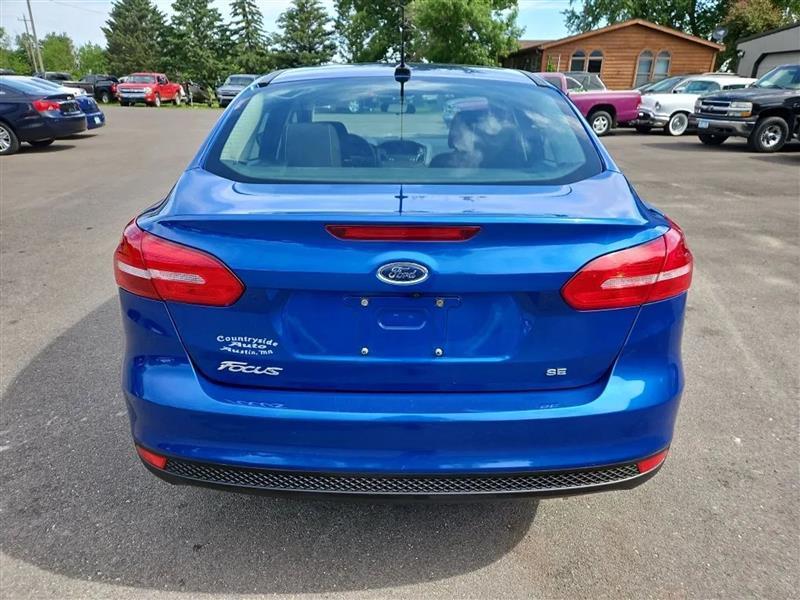 Ford Focus SE Sedan 2018