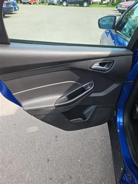 Ford Focus SE Sedan 2018