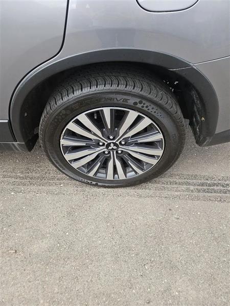 Mitsubishi Outlander SEL AWD 2020