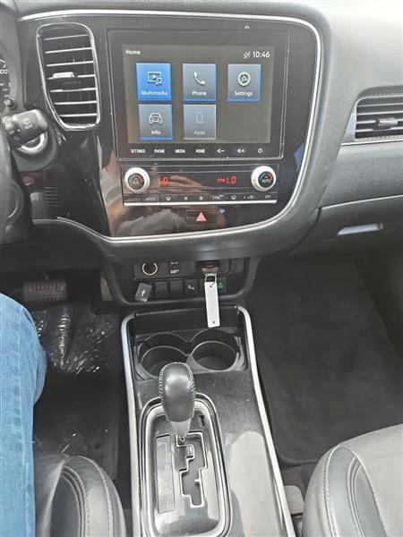 Mitsubishi Outlander SEL AWD 2020