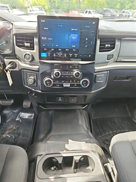 Ford Expedition EL XL 4WD 2023