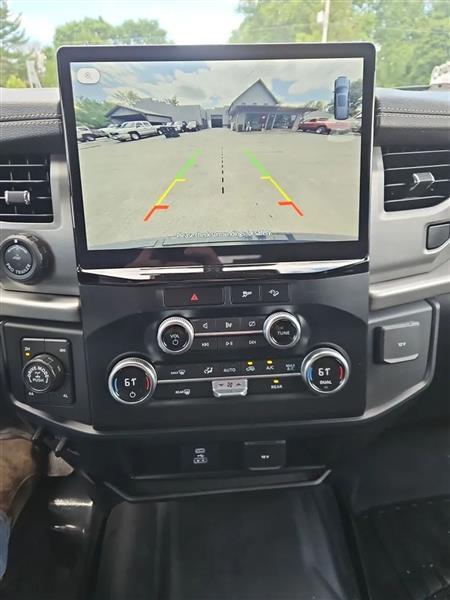 Ford Expedition EL XL 4WD 2023