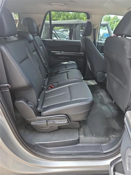 Ford Expedition EL XL 4WD 2023