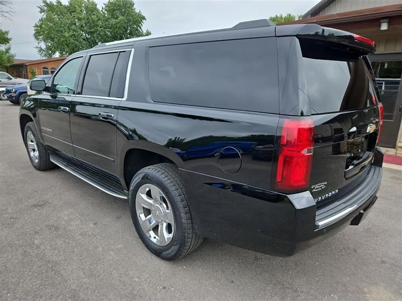 Chevrolet Suburban Premier 4WD 2017