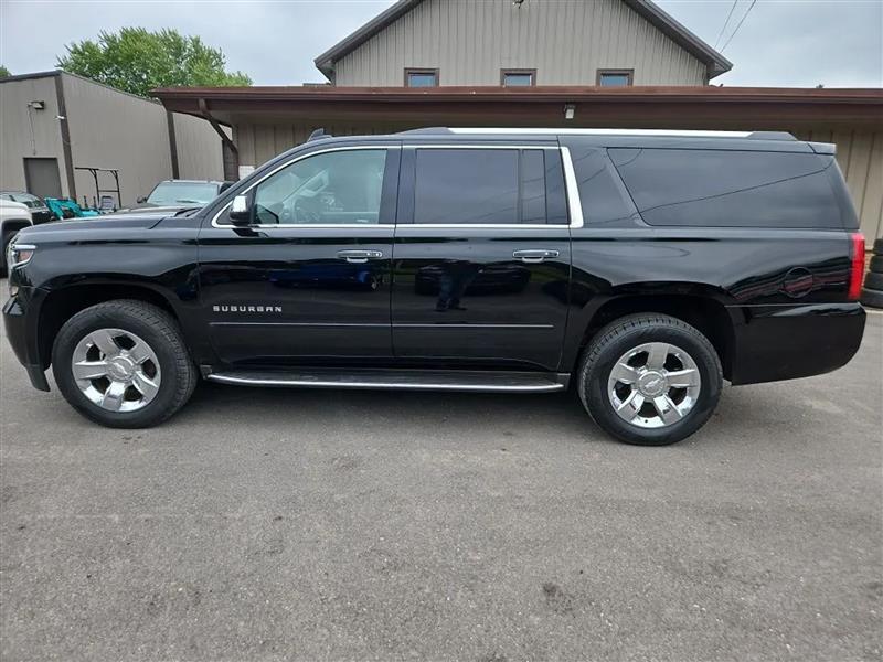 Chevrolet Suburban Premier 4WD 2017