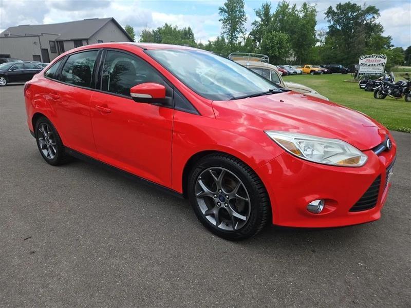 Ford Focus SE Sedan 2013