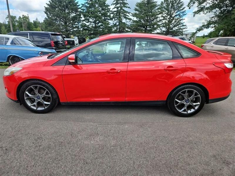 Ford Focus SE Sedan 2013