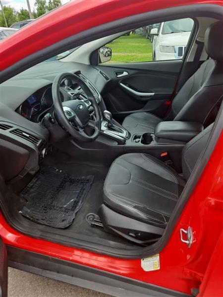Ford Focus SE Sedan 2013