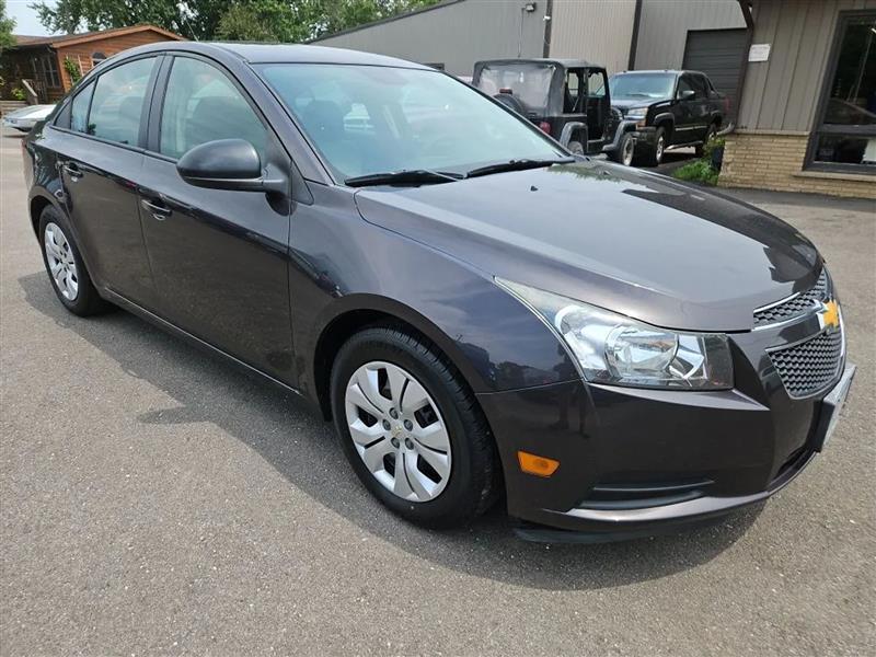 Chevrolet Cruze LS Auto 2014