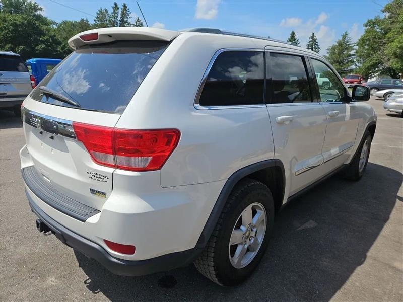 Jeep Grand Cherokee Laredo 4WD 2012