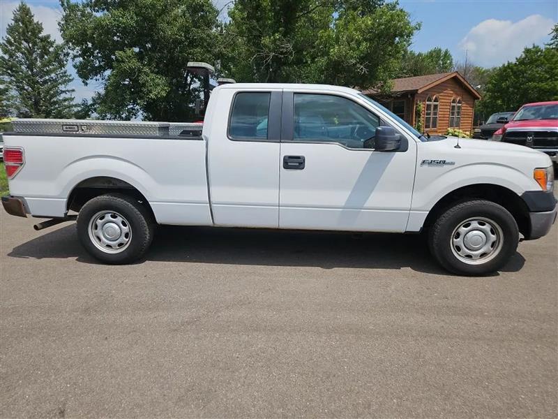 Ford F-150 XL SuperCab 6.5-ft. Bed 2WD 2012