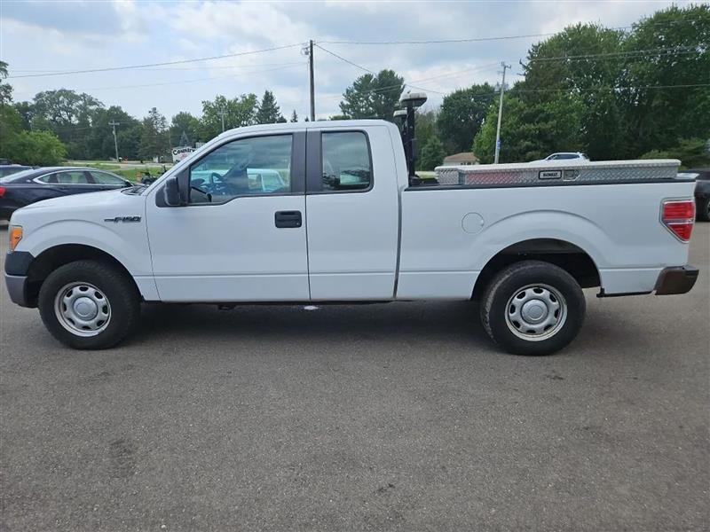 Ford F-150 XL SuperCab 6.5-ft. Bed 2WD 2012