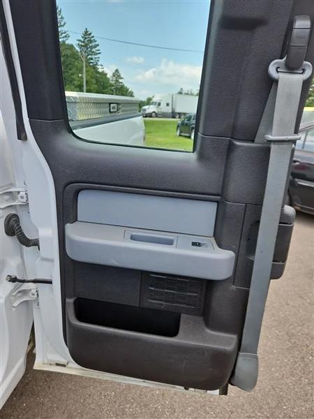 Ford F-150 XL SuperCab 6.5-ft. Bed 2WD 2012